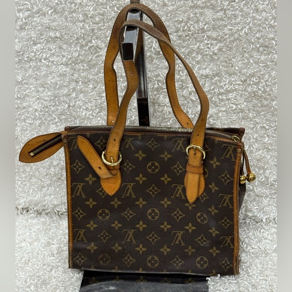 Authentic Vintage LV Popincourt Haut Bag - Picture 4 of 16